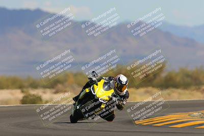 media/Oct-09-2022-SoCal Trackdays (Sun) [[95640aeeb6]]/Turn 15 (150pm)/